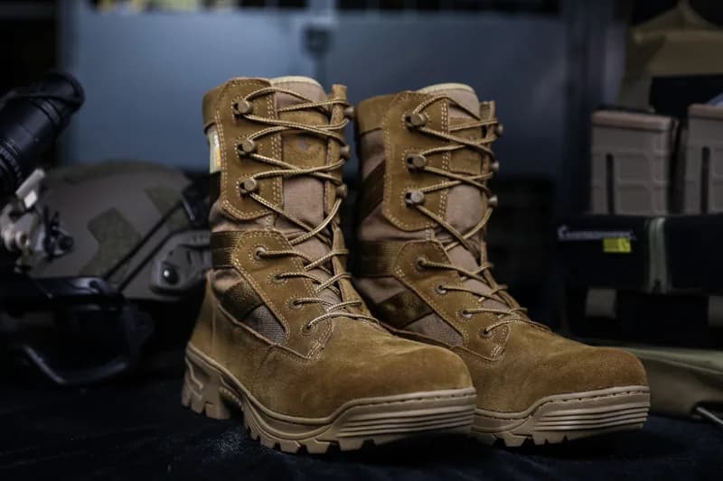 EM7216 “rattlesnake”8”High Top Desert Boots application scene 7