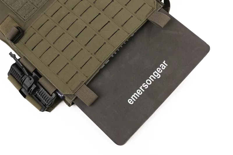 EM7404 LAVC Assault Plate Carrier W/ROC construction detail 1