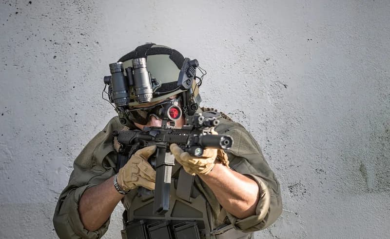 EM9201 MK Style Helmet application scene 1