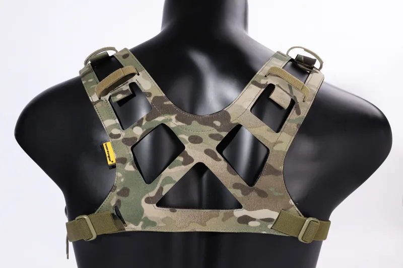 EM9632 CP Style AIRLITE ChestRig Harness construction detail 2