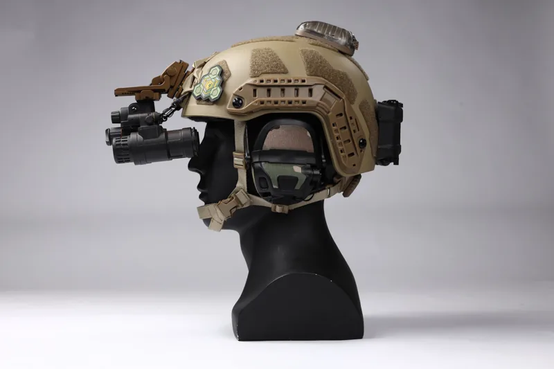 EM9695 Fast SF Ultra High Cut Tactical Helmet application scene 4