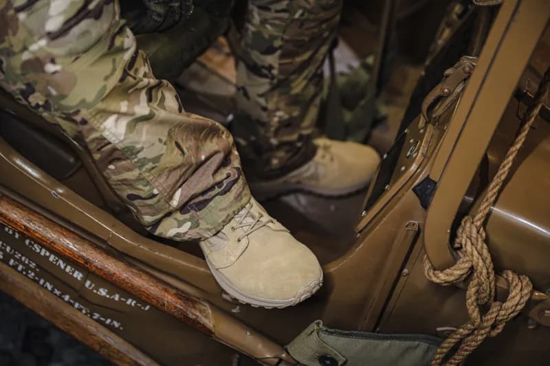 EM9746 Viper 8-inch Mobile Tactical Boots application scene 2