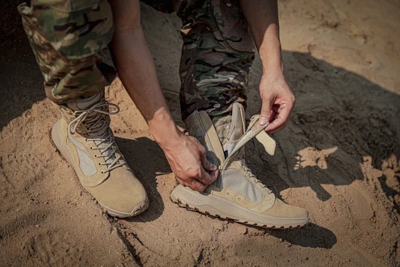 EM9746 Viper 8-inch Mobile Tactical Boots application scene 8