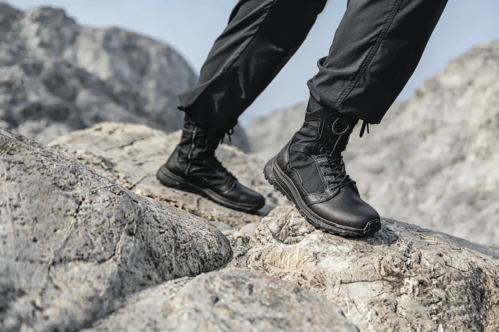 EM9746 Viper 8-inch Mobile Tactical Boots application scene 12