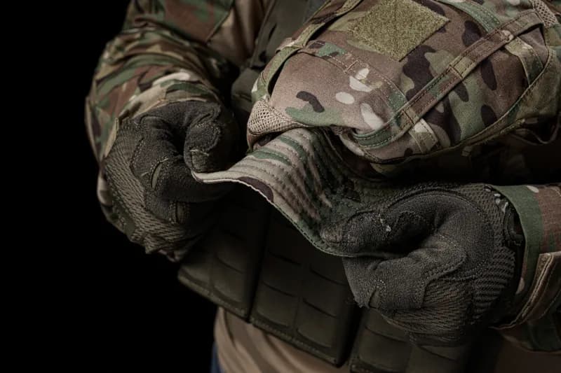 EM9768 "Rock lizard" Breathable Short Brim Tactical Boonie Hat application scene 4