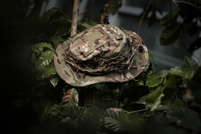 EM9768 "Rock lizard" Breathable Short Brim Tactical Boonie Hat application scene 8