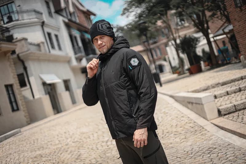 EMB06005 Toad Lightweight Insulated Jacket application scene 1
