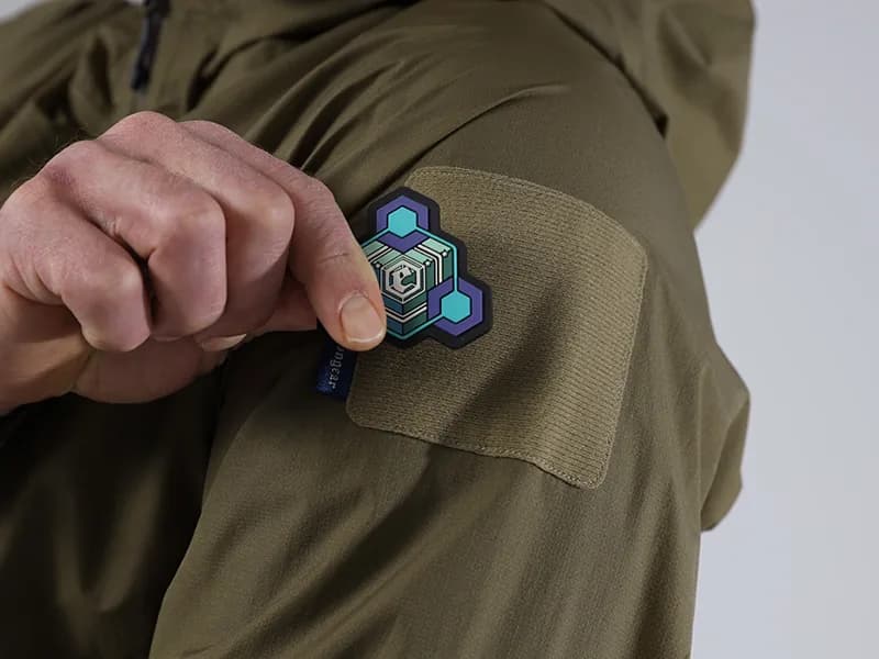 EMB9784 Slug Packable Jacket construction detail 1