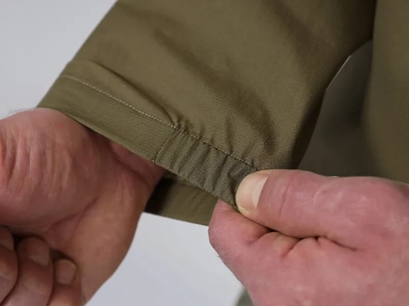EMB9784 Slug Packable Jacket construction detail 3